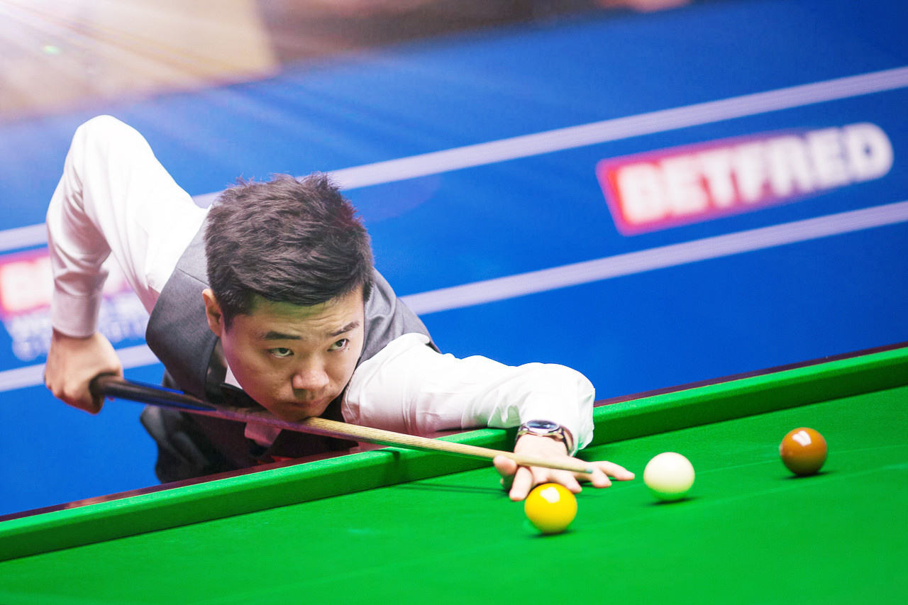 保持高度竞 保持高度竞