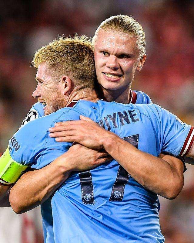 他面对的不 他面对的不