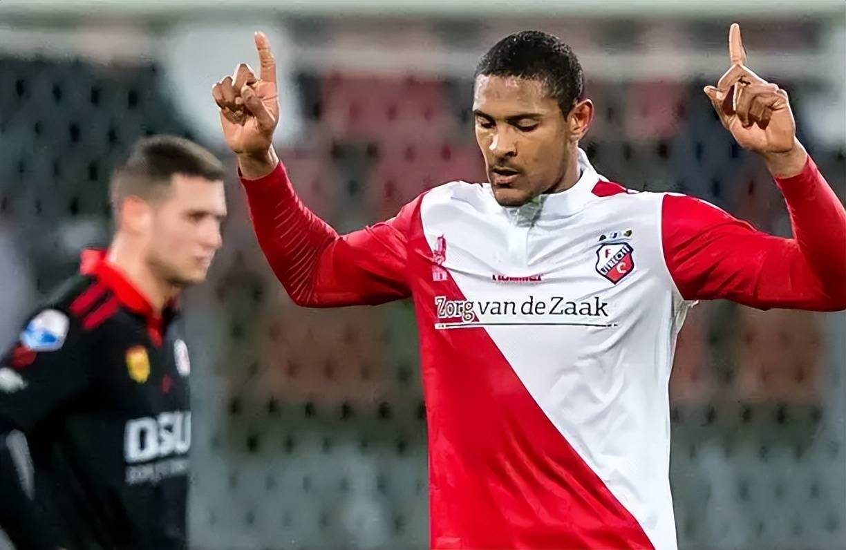 在国际足坛 在国际足坛